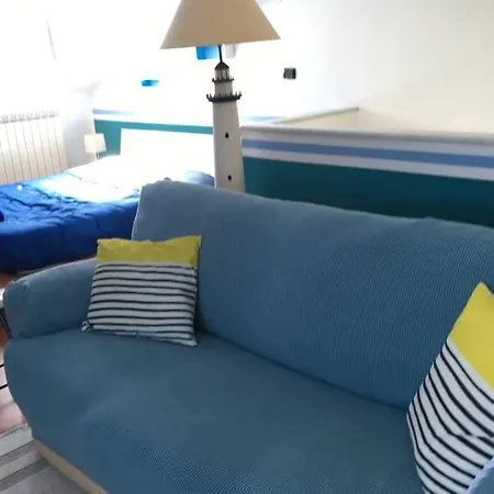 Rita A 100 M Dal Mare! ולקרוסיה