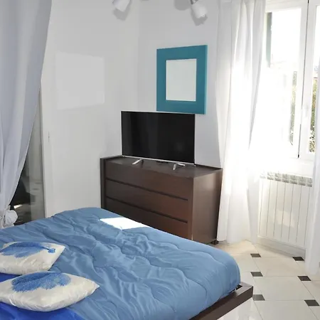 Rita A 100 M Dal Mare! ולקרוסיה