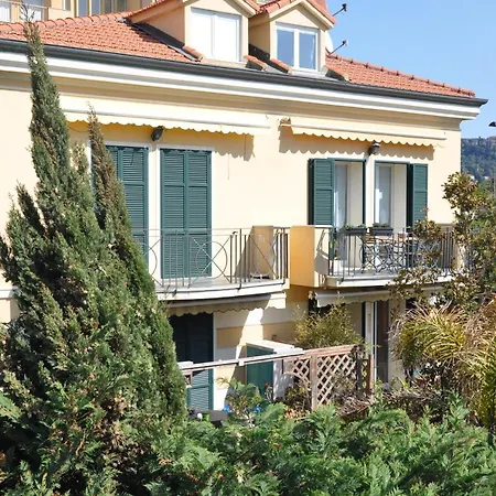 Rita A 100 M Dal Mare! Apartman *