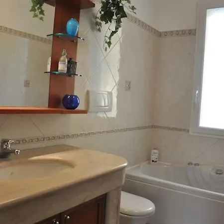 Apartman Rita A 100 M Dal Mare!