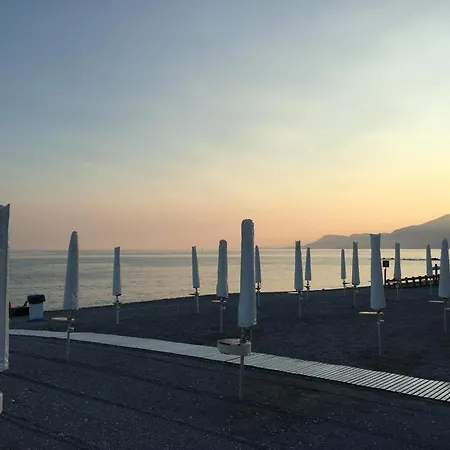 Rita A 100 M Dal Mare! Vallecrosia