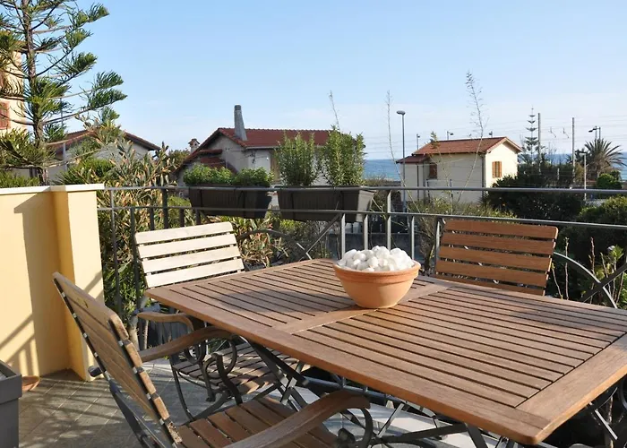 Appartamento Rita A 100 M Dal Mare! Vallecrosia