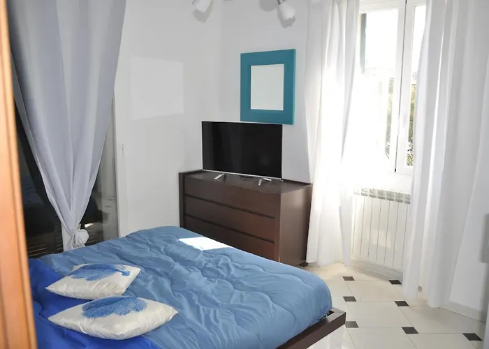 Rita A 100 M Dal Mare! Vallecrosia